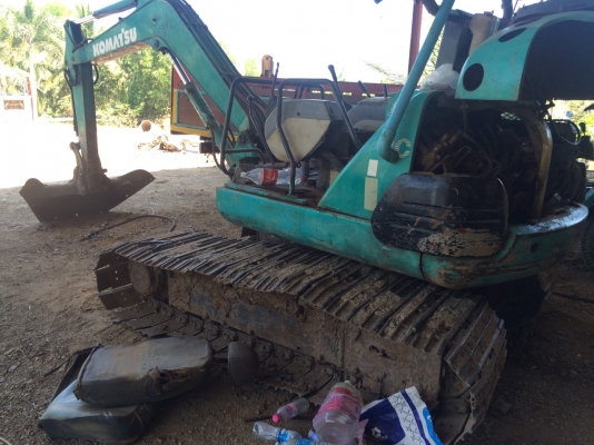 ขออนุญาติขายรถPC40-7 พร้อมใช้งานปั้มนิ้วราคา 350000 สนใจติดต่อ  0853224877-=0988930465