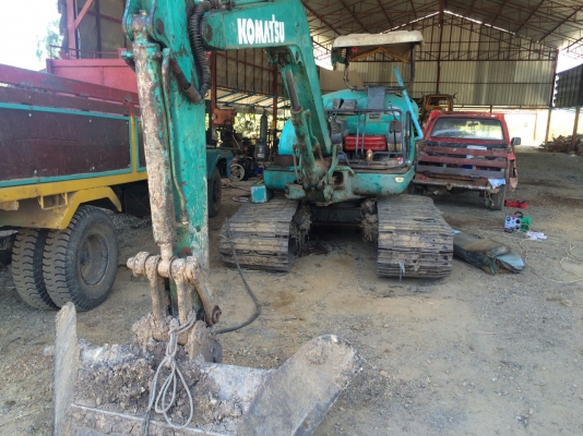 ขออนุญาติขายรถPC40-7 พร้อมใช้งานปั้มนิ้วราคา 350000 สนใจติดต่อ  0853224877-=0988930465