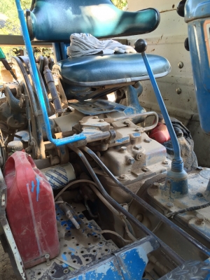 ขาย. FORD6610. เสื้อลาย. สวยมากพร้อมใช้. เอกสารเล่มทะเบียน