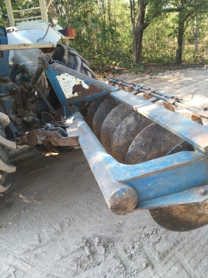 ขาย. FORD6610. เสื้อลาย. สวยมากพร้อมใช้. เอกสารเล่มทะเบียน