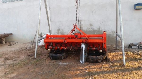 ขายโลตาลี่สวยๆคับพร้อมย้อยใส่47แรงขึ้นไปคับ