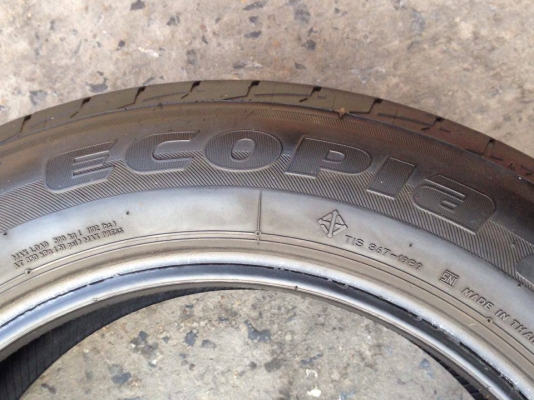 ยาง Bridgstone 185-60-15 รุ่น ECOPLA ปี 15 ครบชุด 4 เส้น 3500 ไม่ควรพลาด สภาพสวยๆไม่บวมไม่กินข้างดอกยางเหลือเยอะเอาไปวิ่งกันใด้อีกยาวค่ะ