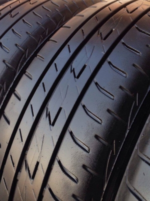 ยาง Bridgstone 185-60-15 รุ่น ECOPLA ปี 15 ครบชุด 4 เส้น 3500 ไม่ควรพลาด สภาพสวยๆไม่บวมไม่กินข้างดอกยางเหลือเยอะเอาไปวิ่งกันใด้อีกยาวค่ะ