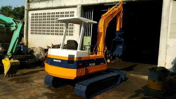 ขาย รถขุด KOMATSU รุ่น PC40-6- มือสองญี่ปุ่น แทรกเหล็ก สลักแน่น ทั้งคัน สวยพร้อมใช้งาน มือถือ/LINE ID : 0818753444 ขาย รถขุด KOMATSU รุ่น PC40-6- มือสองญี่ปุ่น แทรกเหล็ก สลักแน่น ทั้งคัน สวยพร้อมใช้งาน มือถือ/LINE ID : 0818753444