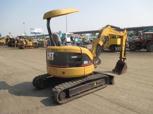 ขายรถแม็คโคร CATERPILLAR 303CR นำเข้าจากญี่ปุ่นแท้ๆ100\% ยังไม่เคยใข้งานเมืองไทย สภาพนางฟ้า พร้อมใช้งาน สนใจติดต่อ 081-948-5494