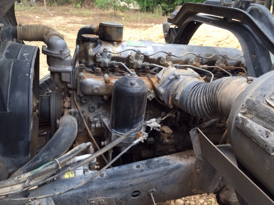 ขายรถหกล้อโม่ปูน 185 แรง โทร 0819563995