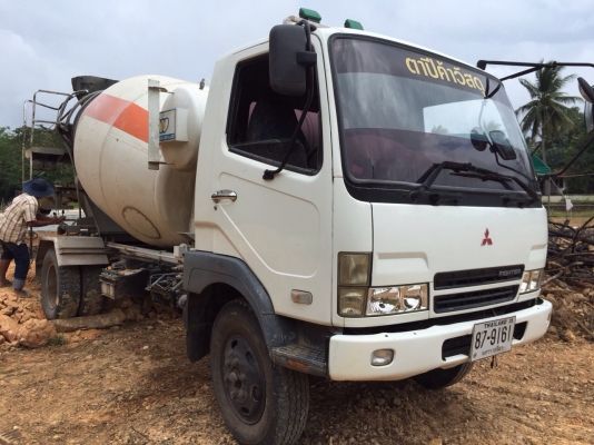 ขายรถหกล้อโม่ปูน 185 แรง โทร 0819563995