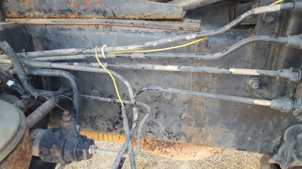 ขายsumo227เครื่องเดิมเกียเดิม คัทซีสวยมาก ตัวสุดท้ายปี38 ยางดีแอร์เย็น ภายในสวย