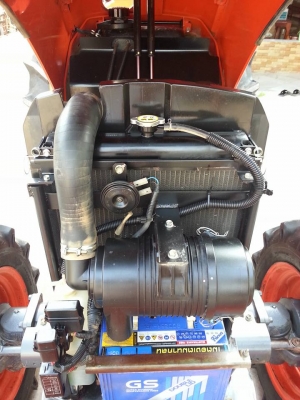 รถแทรกเตอร์เกรด AAA..คูโบต้า L4708 4 WD พร้อมใบมีดตราช้าง ทำงาน 628 ชั่วโมง แน่นๆ สีเดิมๆจากโรงงาน