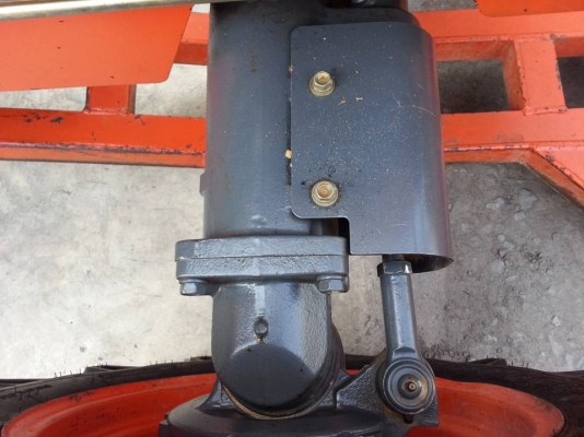 รถแทรกเตอร์เกรด AAA..คูโบต้า L4708 4 WD พร้อมใบมีดตราช้าง ทำงาน 628 ชั่วโมง แน่นๆ สีเดิมๆจากโรงงาน