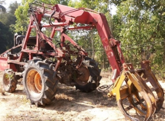 YANMAR EF453T - 45 แรง รถคีบอ้อยและคีบไม้ แบบคีบหลังบูมเดี่ยวของ PSC สภาพดีมากครับพร้อมใช้งานได้เลย วางเครื่องยนต์ NISSAN TD27 ติดตั้งเทอร์โบครบพร้อมแรงดีแห้งดีสุดๆครับ ระบบเกียร์เดินหน้าถอยหลังใช้งานได้ดีไม่มีปัญหาครับ ระบบไฮดรอลิกส์ยกขึ้นลงปกติดีไม่แตกเ