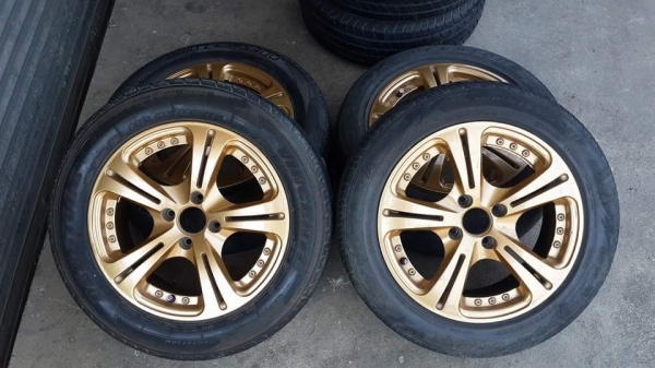 ล้อขอบ 15 4รู100 สีทอง แถมยาง \% 4เส้น ขายถูกๆไม่มีซ่อม ล้อขอบ 15 4รู100 สีทอง แถมยาง \% 4เส้น ขายถูกๆไม่มีซ่อม