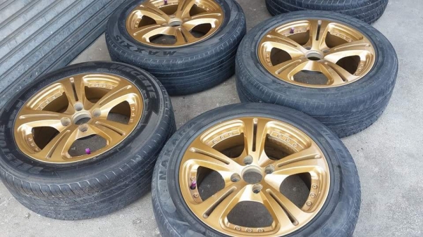 ล้อขอบ 15 4รู100 สีทอง แถมยาง \% 4เส้น ขายถูกๆไม่มีซ่อม ล้อขอบ 15 4รู100 สีทอง แถมยาง \% 4เส้น ขายถูกๆไม่มีซ่อม