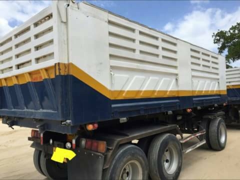 ขายรถบรรทุก 22 ล้อพ่วงแม่ลูกดัมพ์ ISUZU DECA 360 แรงม้าปี 2556 ลูกพ่วงสามมิตร 3 เพลา ราคา 2850000