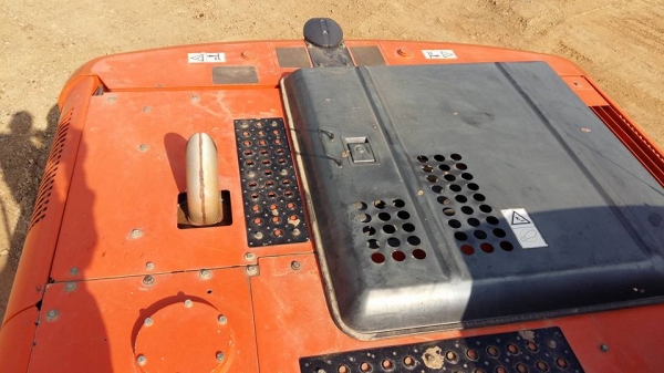 ขายดาวน์ HITACHI ZX200-5G