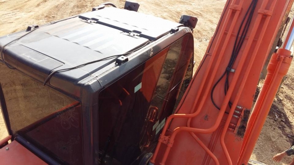 ขายดาวน์ HITACHI ZX200-5G