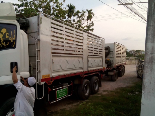 ขายดาวน์..22ล้อแม่ลูกดั้ม..360แรงMP1FXZ777DT001361... ต้นปี2557 ไมล์108681 โล กระบะดั้มคอกสูง บรรทุกขี้ยางแห้ง..