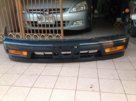 กันชนหน้าเเอคคอร์94 97 พร้อมไฟเลี้ยวในกันชนเก่าญี่ปุ่นเเท้สภาพดี