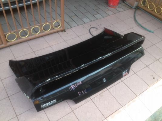 ฝาท้าย NISSAN SKYLINE R32 GTR ครบๆเก่าญี่ปุ่นเเท้สภาพสวย ฝาท้าย NISSAN SKYLINE R32 GTR ครบๆเก่าญี่ปุ่นเเท้สภาพสวย