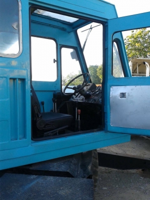 ขออนุญาติขายรถเครน4ล้อรุ้น TR230  เอกสารเล่มราคา  1350000 สนใจติดต่อ  ช่างดำ  0853224877-0988930465