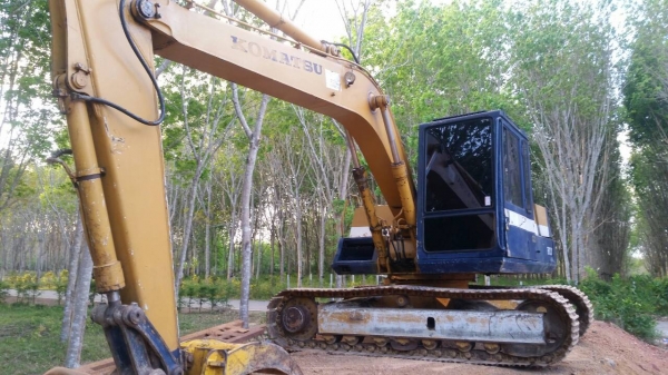 KOMATSU PC 120-3