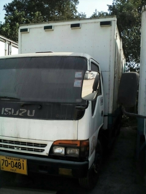 หกล้อ อีซูชุ NQR-4HF1-120ปี41ตู้10บาน ช่วงยาว5.50ม แอร์ พ.เวอร์ สภาพดีพร้อมใช้ ทะเบียนพร้อมโอน ราคาเบาๆ 395,000บ ครับท่าน หกล้อ อีซูชุ NQR-4HF1-120ปี41ตู้10บาน ช่วงยาว5.50ม แอร์ พ.เวอร์ สภาพดีพร้อมใช้ ทะเบียนพร้อมโอน ราคาเบาๆ 395,000บ ครับท่าน