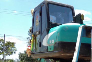 **680,000 บ.ต่อรอง/// แบคโฮ KOBELCO SK100 MARK V(5) Super ไฟครบ อินวอย **ขาย KOBELCO MARK-5 SK100 ซุปเปอร์ แบคโฮ100 สภาพดี พร้อมใช้งาน เอกสารอินวอย HYD.EXCAVATOR KOBELCO SK100 MARK V(5) SUPER ไฟฟ้าครบ เครื่องเดิม ปั้มเดิม ครับ เครื่อง ISUZU 4BG1-4สูบ 78HP **680,000 บ.ต่อรอง/// แบคโฮ KOBELCO SK100 MARK V(5) Super ไฟครบ อินวอย **ขาย KOBELCO MARK-5 SK100 ซุปเปอร์ แบคโฮ100 สภาพดี พร้อมใช้งาน เอกสารอินวอย HYD.EXCAVATOR KOBELCO SK100 MARK V(5) SUPER ไฟฟ้าครบ เครื่องเดิม ปั้มเดิม ครับ เครื่อง ISUZU 4BG1-4สูบ 78HP