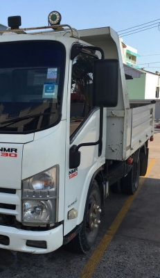 หกล้อ อีซูซุ NMR 130ปี54 ดั้มสามมิต สภาพดีเดิมๆสวยพร้อมใช้งาน ทะเบียนพร้อมโอน ราคา 695,000บ ครับ