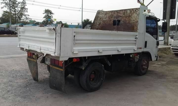 หกล้อ อีซูซุ NMR 130ปี54 ดั้มสามมิต สภาพดีเดิมๆสวยพร้อมใช้งาน ทะเบียนพร้อมโอน ราคา 695,000บ ครับ