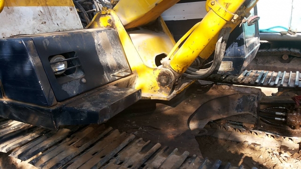แบคโฮ KOMATSU PC120-5 ตัวเดินใหญ่ ไฟตัด อุปกรณ์กล่อง+จอ มี เอกสารอินวอย **ขาย KOMATSU PC120-5 แบคโฮยอดนิยม รุ่นพิเศษ ตัวเดินใหญ่ สภาพพร้อมใช้งาน เอกสารอินวอย HYD.EXCAVATOR KOMATSU PC120-5 S/N.40309 (ซีเรียลสูง) ตัวเดินใหญ่ ไฟฟ้าตัด อ