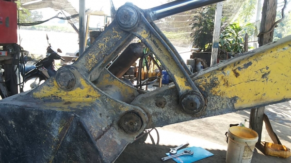 แบคโฮ KOMATSU PC120-5 ตัวเดินใหญ่ ไฟตัด อุปกรณ์กล่อง+จอ มี เอกสารอินวอย **ขาย KOMATSU PC120-5 แบคโฮยอดนิยม รุ่นพิเศษ ตัวเดินใหญ่ สภาพพร้อมใช้งาน เอกสารอินวอย HYD.EXCAVATOR KOMATSU PC120-5 S/N.40309 (ซีเรียลสูง) ตัวเดินใหญ่ ไฟฟ้าตัด อ