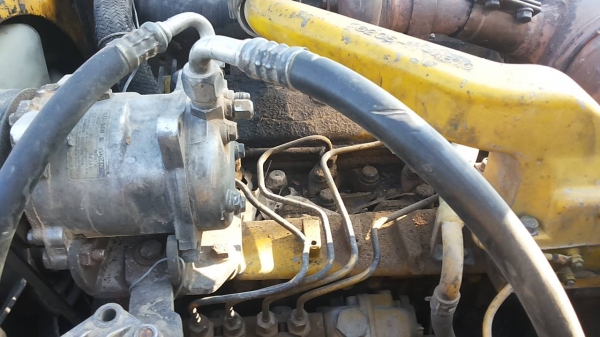 แบคโฮ KOMATSU PC120-5 ตัวเดินใหญ่ ไฟตัด อุปกรณ์กล่อง+จอ มี เอกสารอินวอย **ขาย KOMATSU PC120-5 แบคโฮยอดนิยม รุ่นพิเศษ ตัวเดินใหญ่ สภาพพร้อมใช้งาน เอกสารอินวอย HYD.EXCAVATOR KOMATSU PC120-5 S/N.40309 (ซีเรียลสูง) ตัวเดินใหญ่ ไฟฟ้าตัด อ