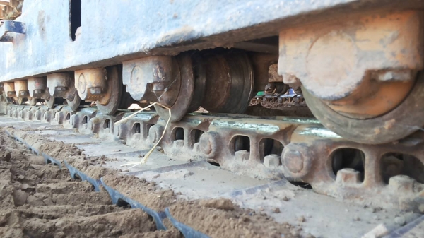 แบคโฮ KOMATSU PC120-5 ตัวเดินใหญ่ ไฟตัด อุปกรณ์กล่อง+จอ มี เอกสารอินวอย **ขาย KOMATSU PC120-5 แบคโฮยอดนิยม รุ่นพิเศษ ตัวเดินใหญ่ สภาพพร้อมใช้งาน เอกสารอินวอย HYD.EXCAVATOR KOMATSU PC120-5 S/N.40309 (ซีเรียลสูง) ตัวเดินใหญ่ ไฟฟ้าตัด อ