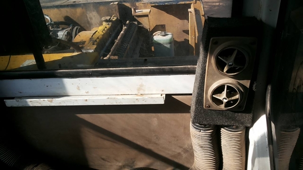 แบคโฮ KOMATSU PC120-5 ตัวเดินใหญ่ ไฟตัด อุปกรณ์กล่อง+จอ มี เอกสารอินวอย **ขาย KOMATSU PC120-5 แบคโฮยอดนิยม รุ่นพิเศษ ตัวเดินใหญ่ สภาพพร้อมใช้งาน เอกสารอินวอย HYD.EXCAVATOR KOMATSU PC120-5 S/N.40309 (ซีเรียลสูง) ตัวเดินใหญ่ ไฟฟ้าตัด อ