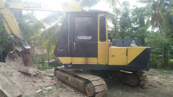 แบคโฮ KOBELCO K903A (PC60) สภาพดี บอดี้เดิมๆ เอกสารอินวอย **ขาย KOBELCO K903A แบคโฮขนาดเทียบเท่าPC60 สภาพดี ราคาเบา เอกสารอินวอย HYD.EXCAVATOR KOBELCO K903A (ซีเรียล)S/N.K-3xxx (PC60) เครื่องเดิม ISUZU 4BB1 ฝาขาว 4สูบ ปั้มเดิม เครื่อ