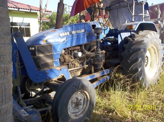 ขายด่วน  330000 บาทฟอร์ด 6600 เสื้อลาย ทะเบียนพร้อมครับ