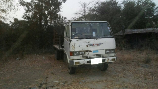 ขออนุญาติขาย 6ล้อเทนเลอหาปลาเครื่อง wo4d117  แรงหางเทนเลอยังไม่ลงเล่มเล่มพร้อมโอนรถพร้อมใช้ ราคา 230000  สนใจติดต่อ  ช่างดำ  0853224877-0988930465