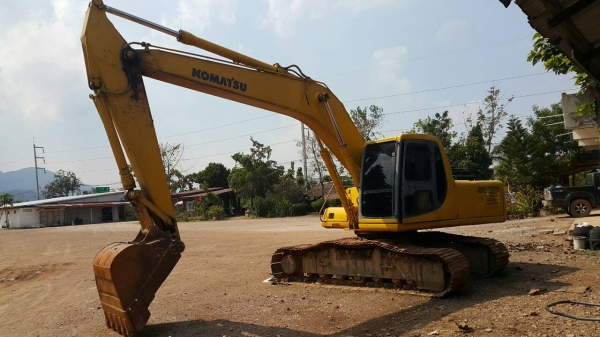 แบคโฮ KOMATSU PC200-6 เล่มทะเบียน **ขาย KOMATSU PC200-6 แบคโฮสวยๆ มีเล่มทะเบียน HYD.EXCAVATOR KOMATSU PC200-6 Original Japan Model S/N(ซีเรียล) 93022 ไฟฟ้าครบ ปั้มเดิม เครื่องวางใหม่ (ยังไม่ลงเล่ม) เครื่องCUMMINS(PC200-7)-6สูบ แน่น แ