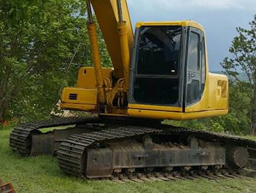 แบคโฮ KOMATSU PC200-6 เล่มทะเบียน **ขาย KOMATSU PC200-6 แบคโฮสวยๆ มีเล่มทะเบียน HYD.EXCAVATOR KOMATSU PC200-6 Original Japan Model S/N(ซีเรียล) 93022 ไฟฟ้าครบ ปั้มเดิม เครื่องวางใหม่ (ยังไม่ลงเล่ม) เครื่องCUMMINS(PC200-7)-6สูบ แน่น แ