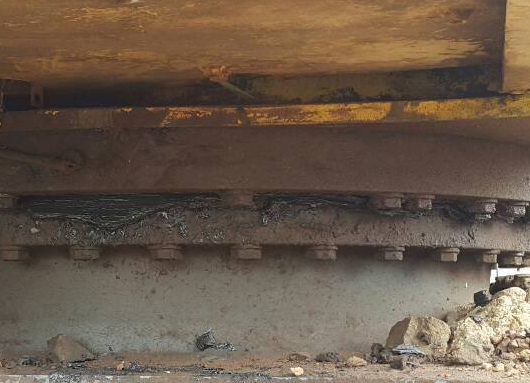 แบคโฮ KOMATSU PC200-6 เล่มทะเบียน **ขาย KOMATSU PC200-6 แบคโฮสวยๆ มีเล่มทะเบียน HYD.EXCAVATOR KOMATSU PC200-6 Original Japan Model S/N(ซีเรียล) 93022 ไฟฟ้าครบ ปั้มเดิม เครื่องวางใหม่ (ยังไม่ลงเล่ม) เครื่องCUMMINS(PC200-7)-6สูบ แน่น แ