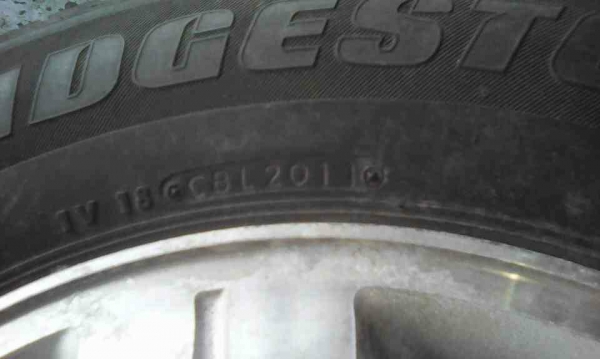 แม๊กวีโก้ ขอบ15พร้อมยางBRIDGESTONE 215/70R15 ชุด 4 ล้อ tel.081-427-3941 ไอดีไลน์ 0814273941 แม๊กวีโก้ ขอบ15พร้อมยางBRIDGESTONE 215/70R15 ชุด 4 ล้อ tel.081-427-3941 ไอดีไลน์ 0814273941