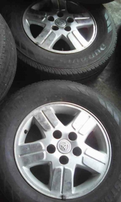แม๊กวีโก้ ขอบ15พร้อมยางBRIDGESTONE 215/70R15 ชุด 4 ล้อ tel.081-427-3941 ไอดีไลน์ 0814273941 แม๊กวีโก้ ขอบ15พร้อมยางBRIDGESTONE 215/70R15 ชุด 4 ล้อ tel.081-427-3941 ไอดีไลน์ 0814273941