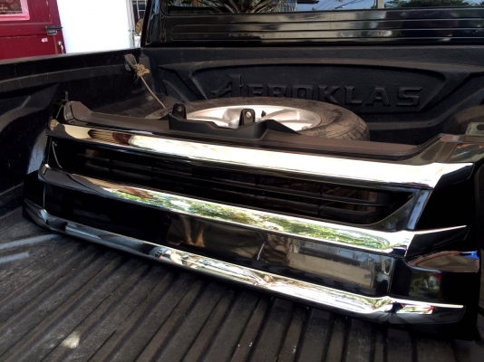 ขายกระจังแต่งรถตู้ กระจัง3ชั้น ปี 2015 ของใหม่