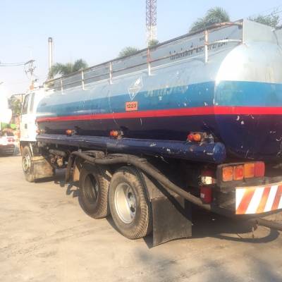 ขายรถน้ำมันอีซูซุ Rocky 175 แท้ ปี 2533 แท็งค์บรรจุ 15,000 ลิตร 5 ช่อง พร้อมปั๊ม คัสซีสวยตลอดเส้น หัวเดิมบาง เอกสารเล่มทะเบียนครบ ขายรถน้ำมันอีซูซุ Rocky 175 แท้ ปี 2533 แท็งค์บรรจุ 15,000 ลิตร 5 ช่อง พร้อมปั๊ม คัสซีสวยตลอดเส้น หัวเดิมบาง เอกสารเล่มทะเบียนครบ