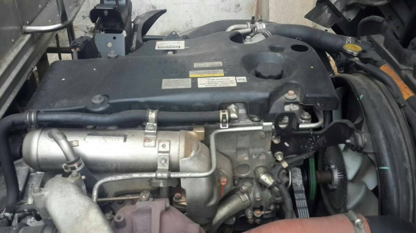 ขายรถ 6 ล้อ ตู้เปียก อีซูซุ NMR 130 แรงปี 56 สภาพสวยเดิม สนใจติดต่อได้ที่  081-9420141  ,  081-5715326