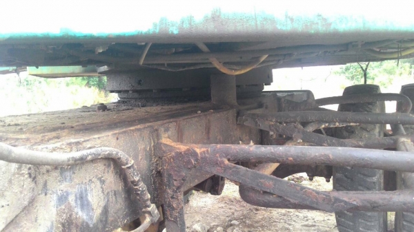 รถแบคโฮ KOMATSU  PC 60 - 2.    สนใจติดต่อ  081 - 6079515