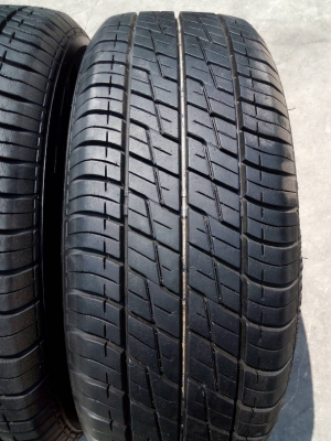 215/65R15 BRIDGESTONE LEO 627 สวยครับ ชุด 4 เส้น tel.081-427-3941 ไอดีไลน์  0814273941