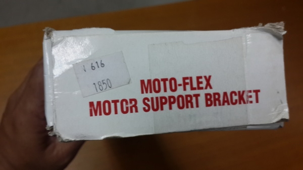 ขายที่ค้ำหางเครื่องยนต์เวลาเดินทางไกล ช่วยลดความเสียหายของกระบอกทรีม