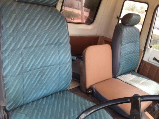 ขายรถหกล้อขนาดใหญ่  รถบ้าน  ติดเครนยูนิค 5 ตัน