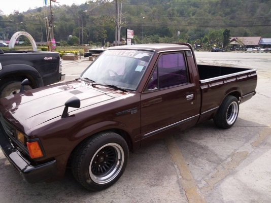 ขายกระบะเรโทรงามๆ Datsun 720